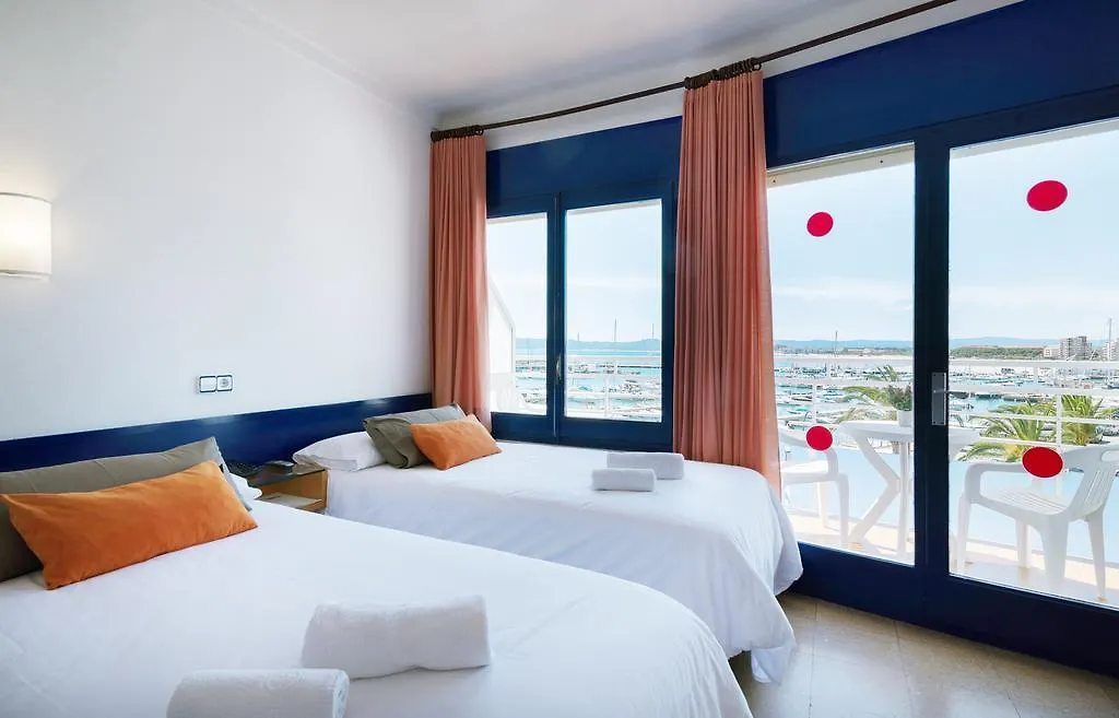 Hotel & Diving Les Illes Л'Эстартит